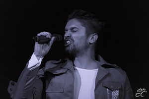 gallery-item
