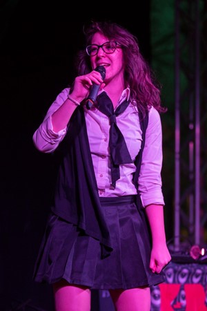 gallery-item